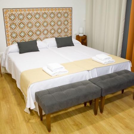 Life Apartments Alberto Lista Sevilla Bagian luar foto