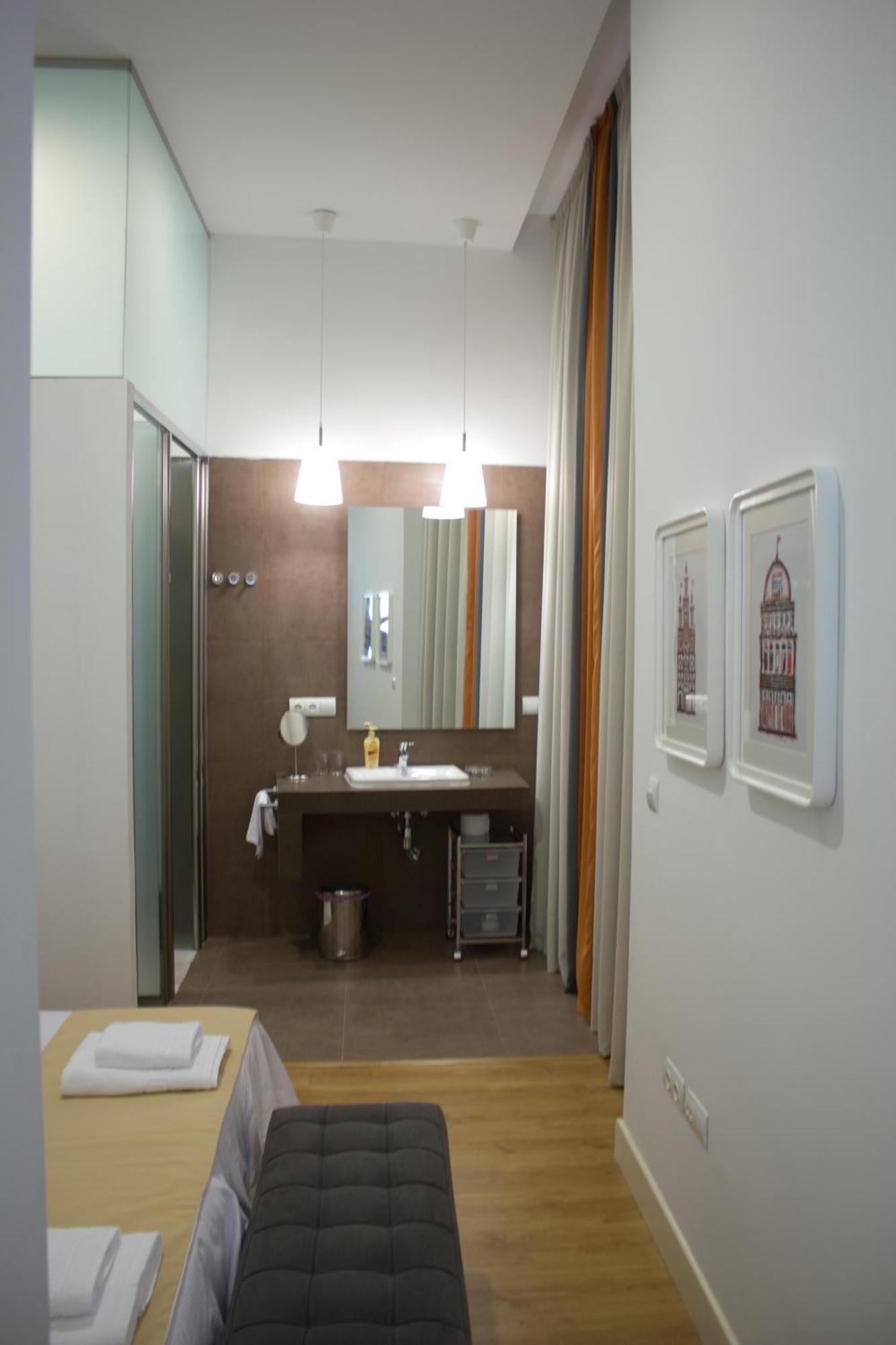 Life Apartments Alberto Lista Sevilla Bagian luar foto