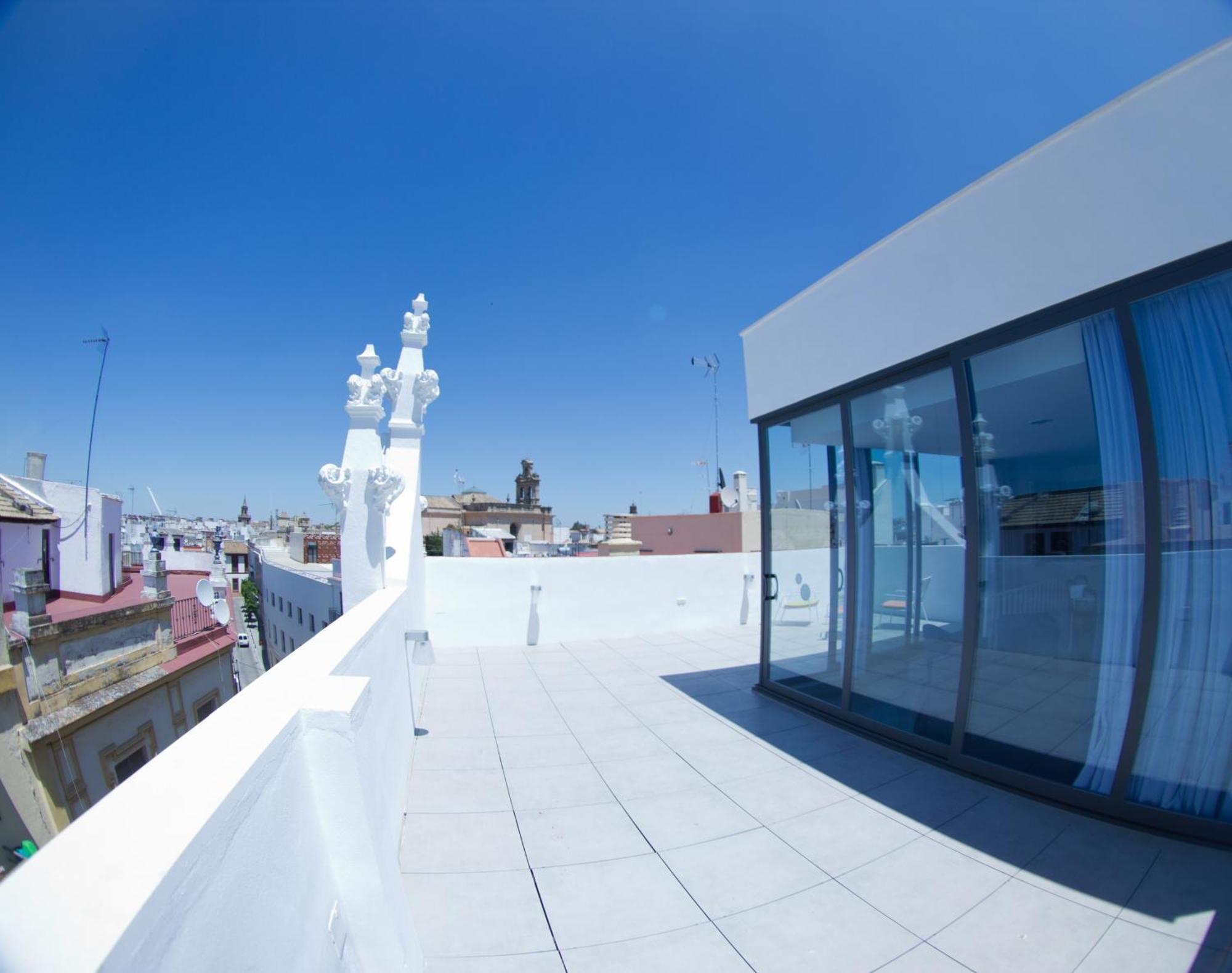 Life Apartments Alberto Lista Sevilla Bagian luar foto