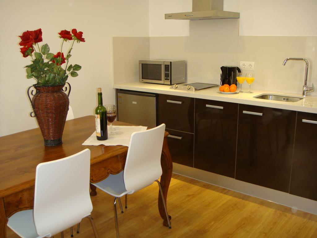 Life Apartments Alberto Lista Sevilla Bagian luar foto