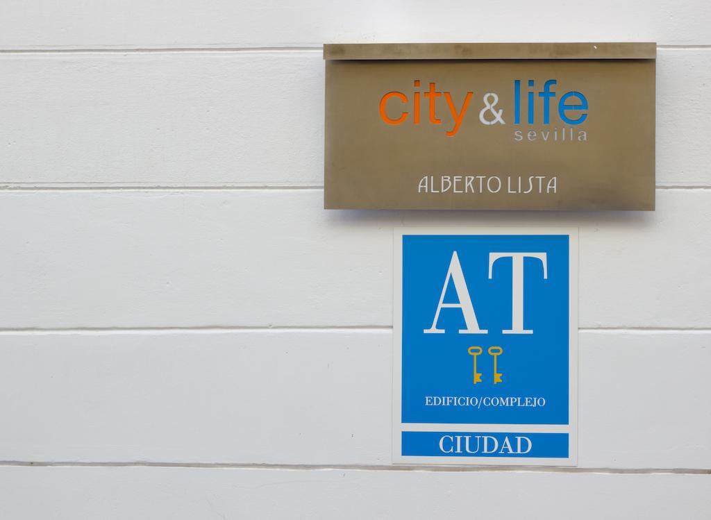 Life Apartments Alberto Lista Sevilla Bagian luar foto
